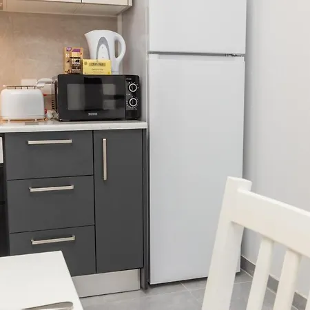 Luigi 1 Bedroom