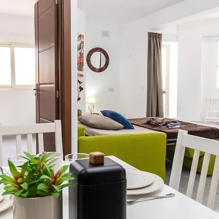 Luigi 1 Bedroom Apartamento *
